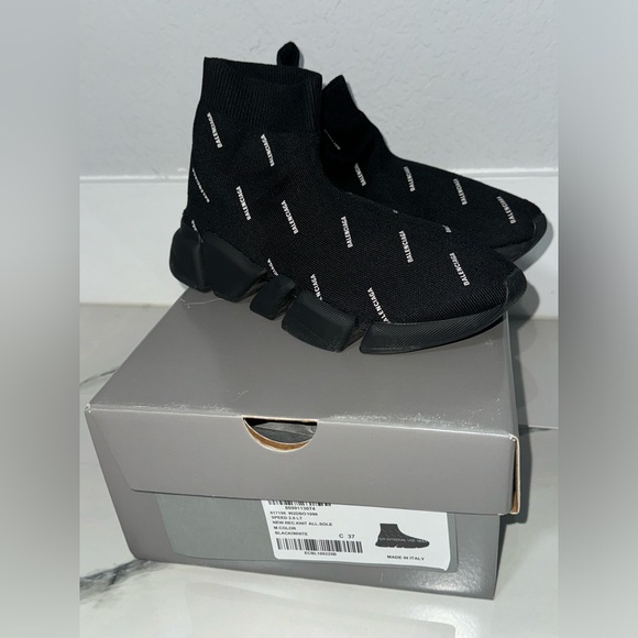 BALENCIAGA SPEED 2.0 Women’s Sock Sneakers size 37 WORN 2 times - Picture 1 of 5